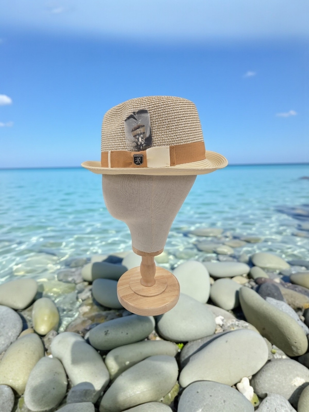 STACY ADAMS MENS "SKYLIN" PAPER BRAIDED PINCH FRONT FEDORA HAT.